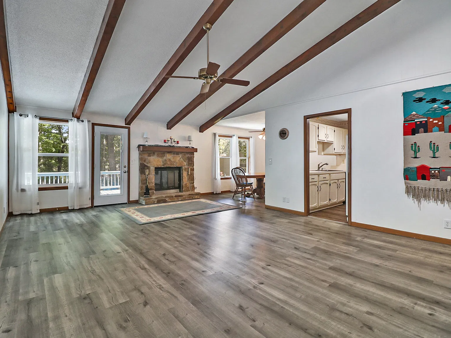 22 Woodland Terrace - . — Photo 4