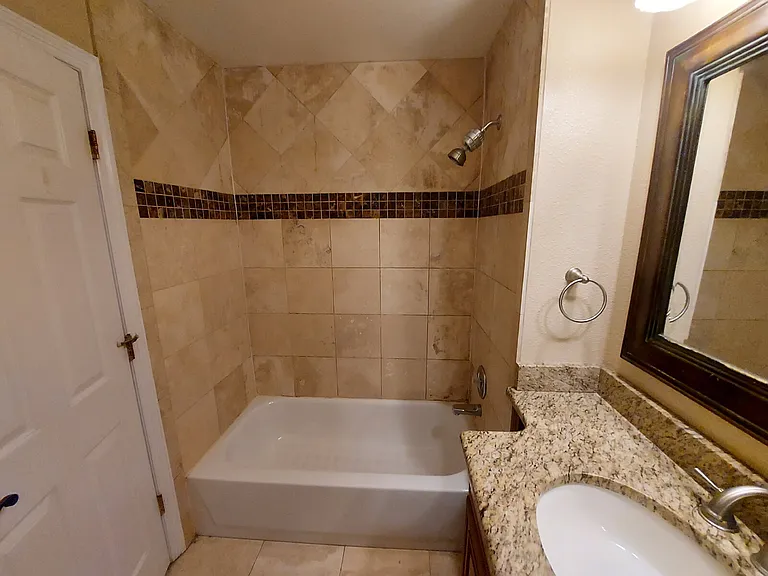 2080 S Josephine St #4 — Photo 12