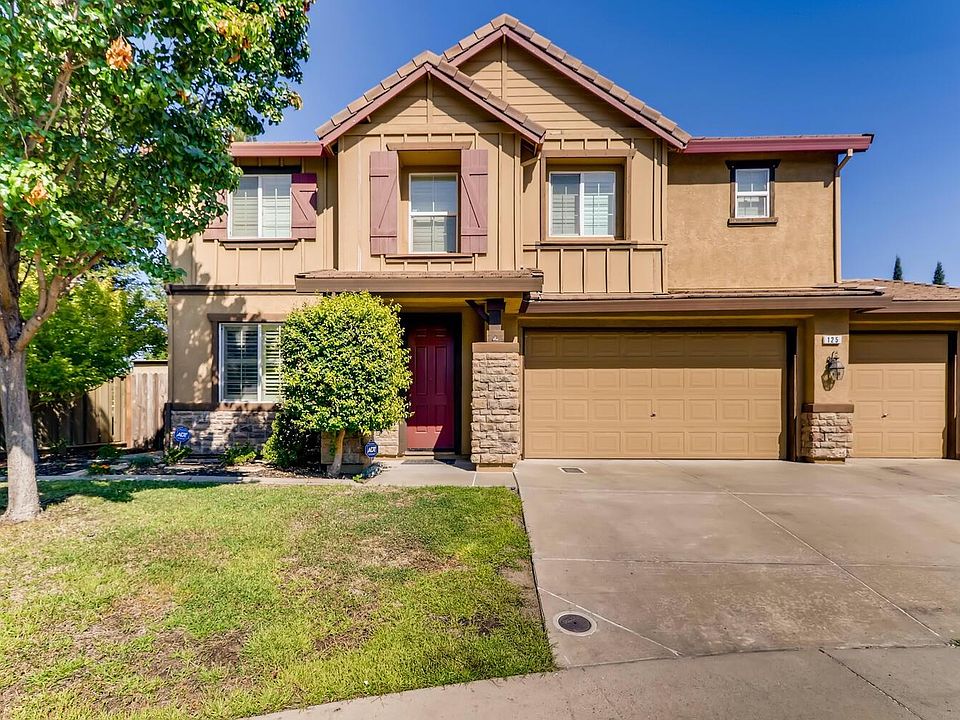 1st image of 125 Chennault Ct