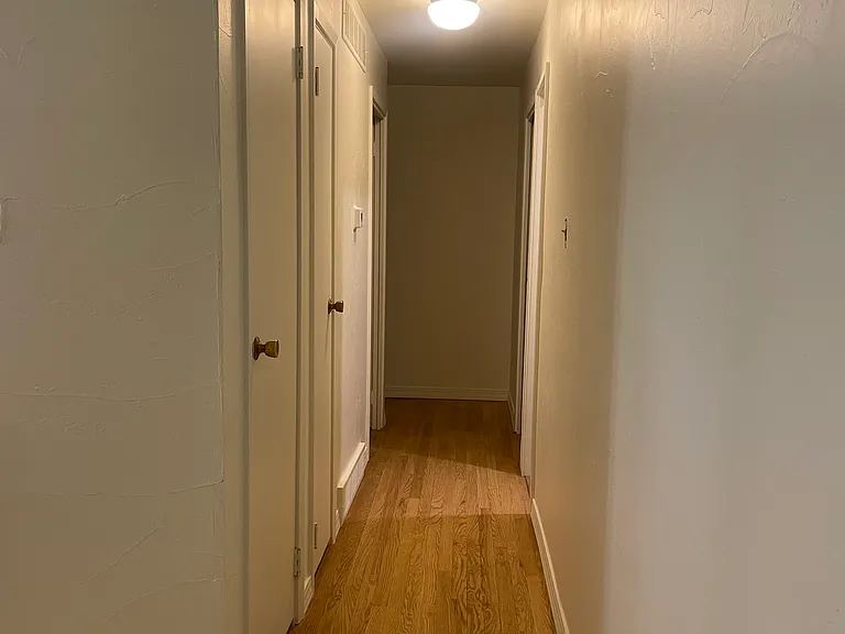 2931 Norwich Ave — Photo 7