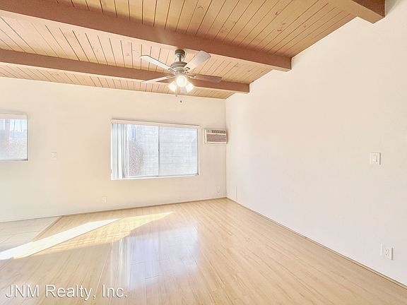 4th image of 1022 N Wilcox Ave #12