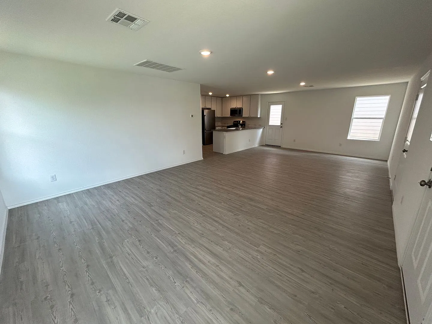 *Coming Soon* Modern Single-Story Home With Fenced Backyard & Community Pool! — Photo 3