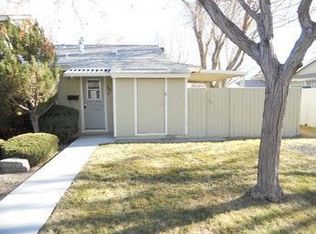 940 Woodberry Dr, Sparks, NV 89434