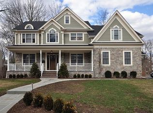 101 Surrey Ln, Westfield, NJ 07090