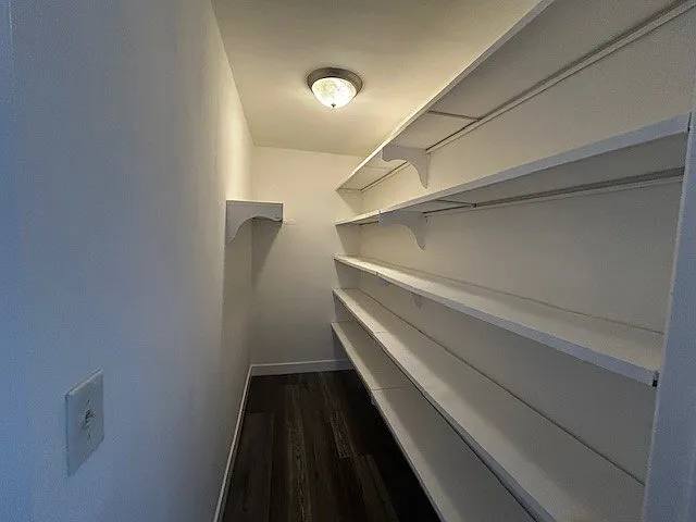 1159 W 3rd St #1 — Photo 16