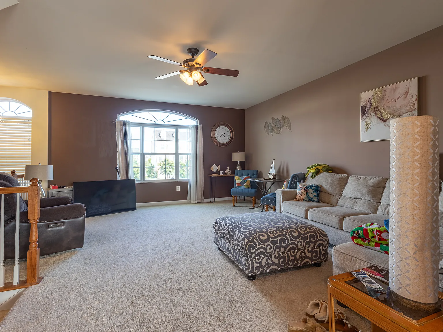 3 bed, 3.5 bath, 2125 sqft, $2,500 — Photo 3