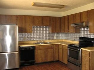 155 W Gamble St, Caro, MI 48723