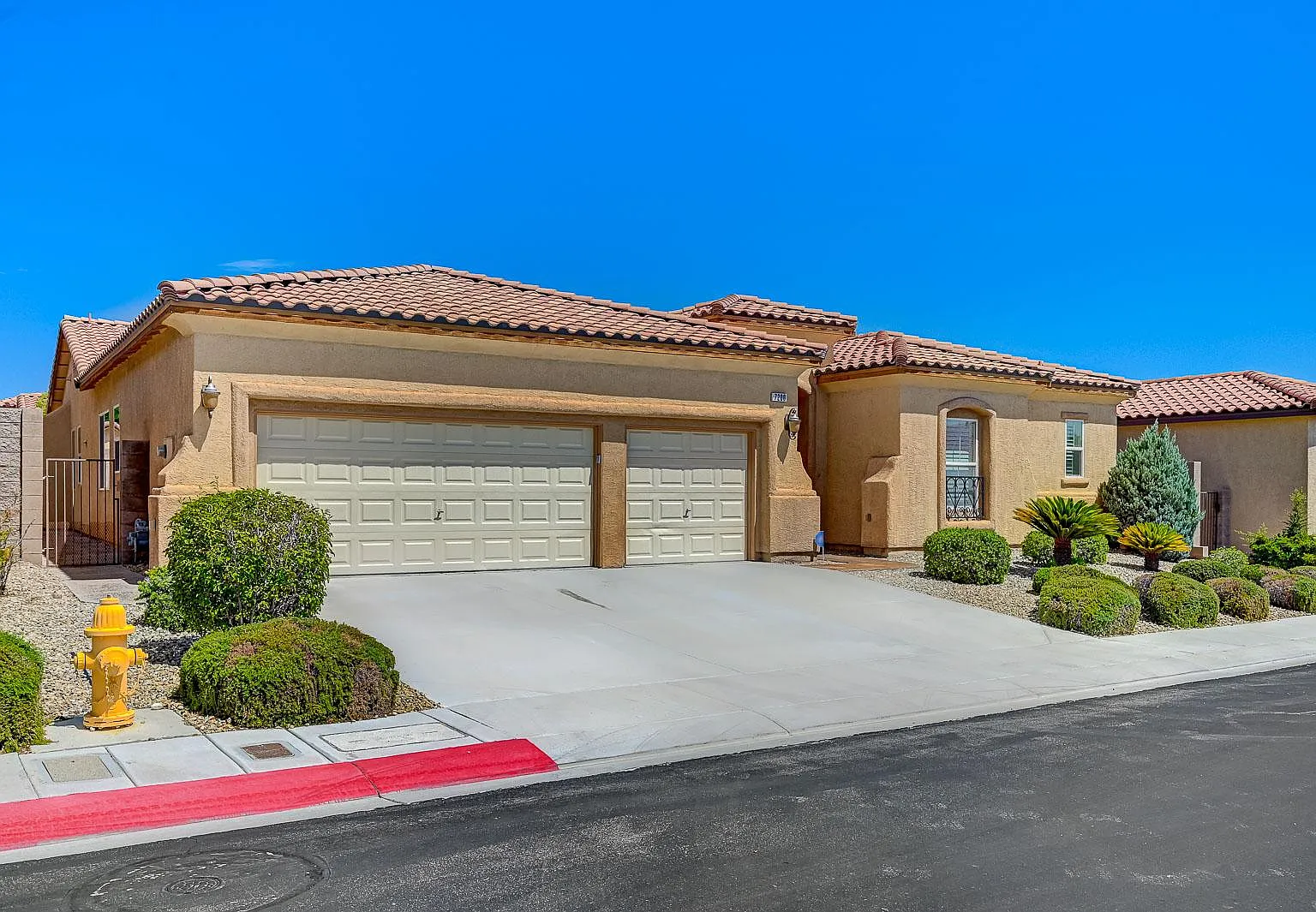 7200 Adobe Falls Ct — Photo 2