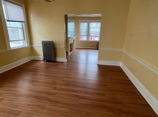262 Osborne Ter, Newark, NJ 07112