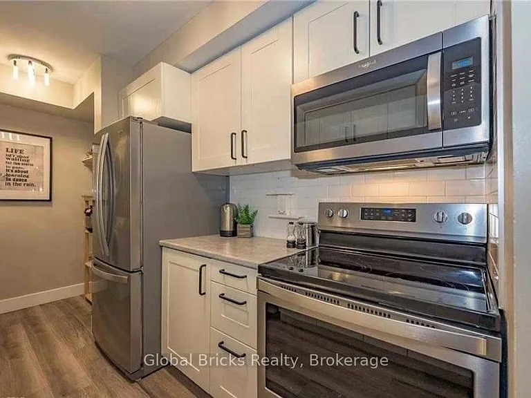 1096 N Jalna Blvd #39 — Photo 6