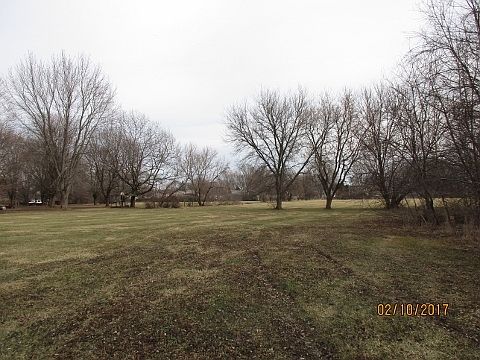 2nd image of 1061 West Dr