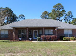 2361 Citrus Dr, Navarre, FL 32566