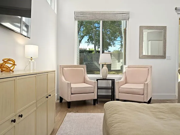5212 Huisache St #2 — Photo 32