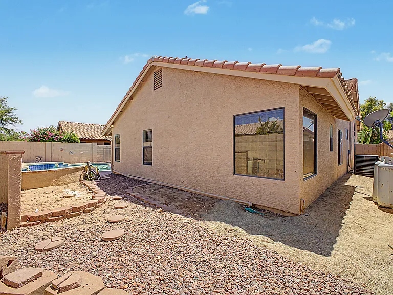 3103 N Meadow Ln — Photo 43