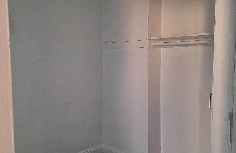 Manhattan Place — Photo 28