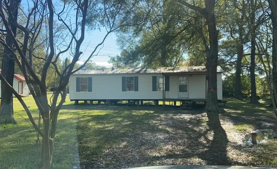 170 County Road 853