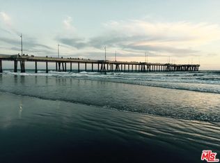 130 Eastwind St, Venice, CA 90292