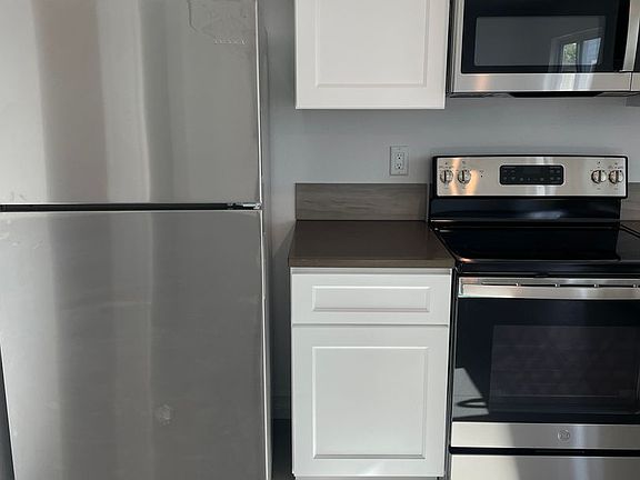 3rd image of 715 3rd Ave NE Lot 6