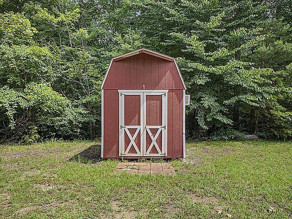 4th image of 164 Old Cabin Rd
