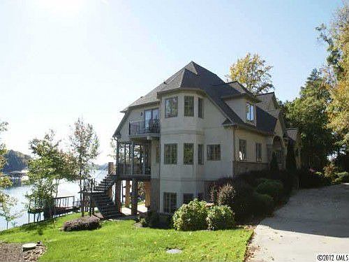 2nd image of 149 Fawn Ln