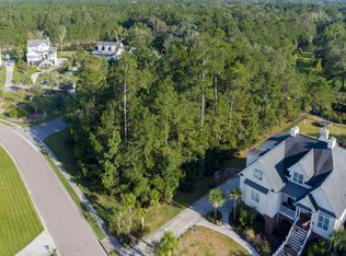 345 Commonwealth Rd, Mount Pleasant, SC 29466