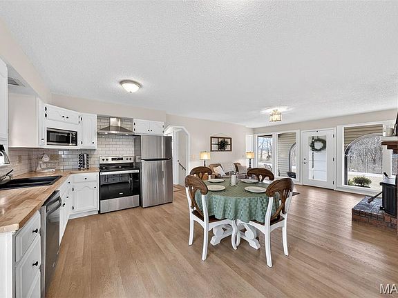 4th image of 6469 Cuivre Ford Rd