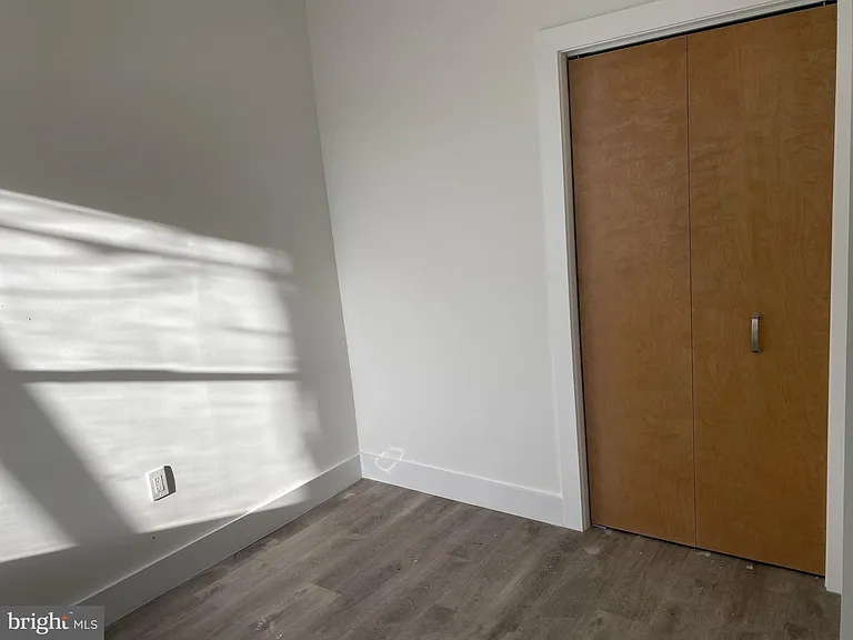 3133 Weikel St — Photo 11