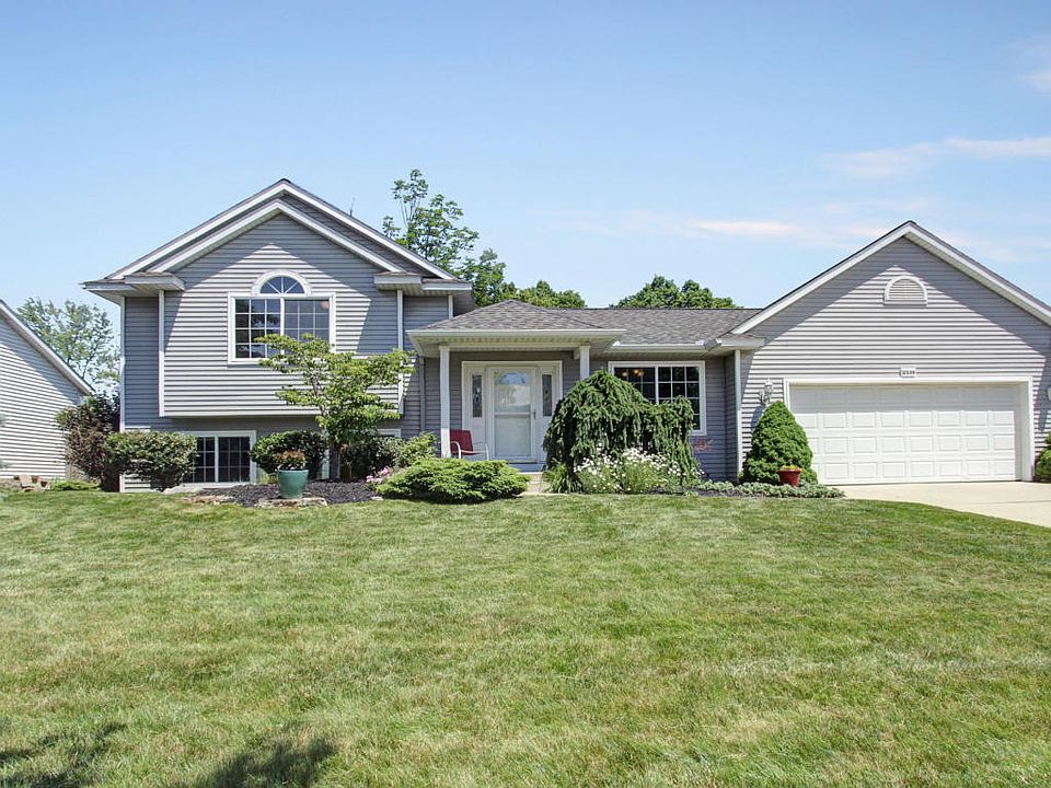 1st image of 2539 Orchard View Dr NE