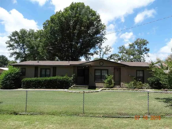16028 Neches Pkwy, Tyler, TX 75704