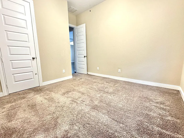27034 Triana River Cir — Photo 7