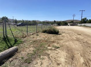 2 Hayes St #76, Perris, CA 92570