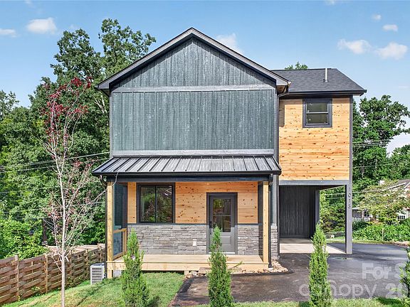 2nd image of 1013 Fassifern Ct