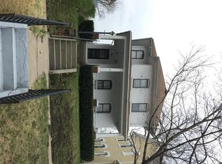 1017 3rd Ave, Leavenworth, KS 66048