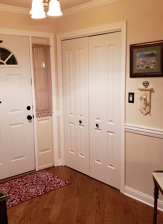 1st image of 7919 Richardson Ln