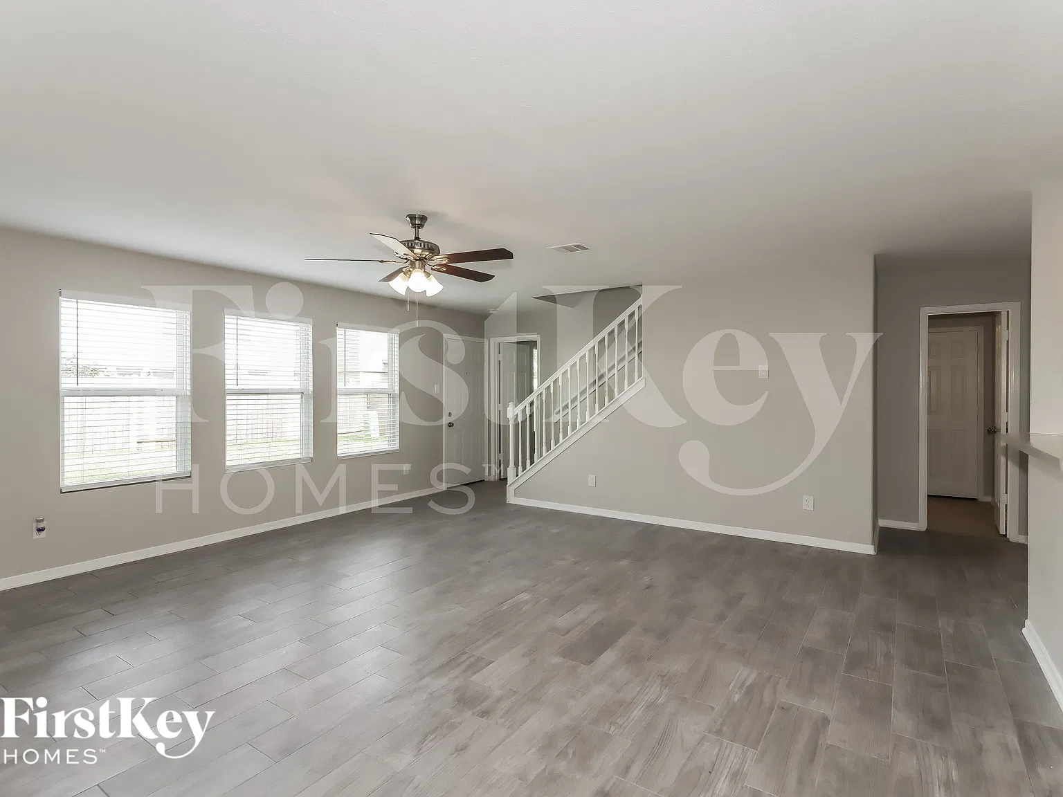 4 bed, 2.5 bath, 2391 sqft, $2,520 — Photo 3