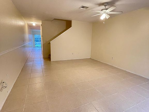3rd image of 1730 Fluorshire Dr
