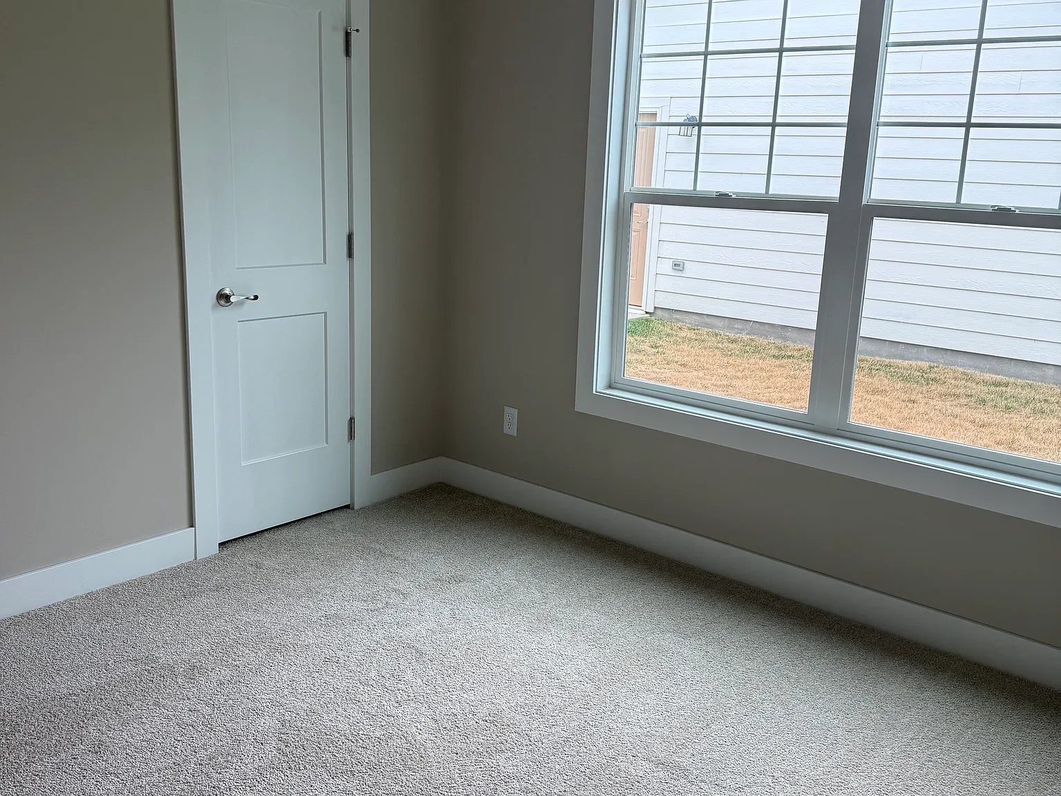 2 bed, 1124 sqft, $1,450 — Photo 3