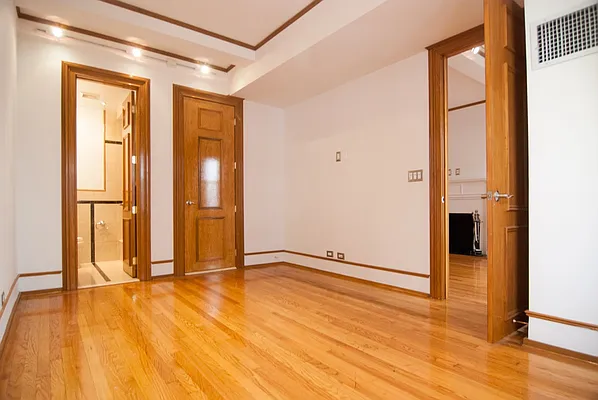 Rented by WAM Partners - William Moses Co. | media 88