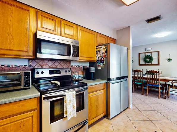 6635 51st Avenue, Vero Beach, FL 32967