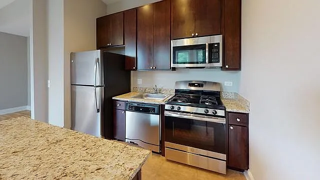 482 W. Deming — Photo 16