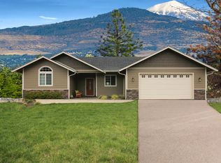 808 Steeple Vw, Jacksonville, OR