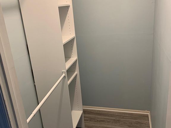 5th image of 184 Pennsylvania Way