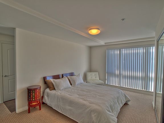 4th image of 2234 Brant St #B8