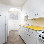 1320 N York St #5 — Photo 3
