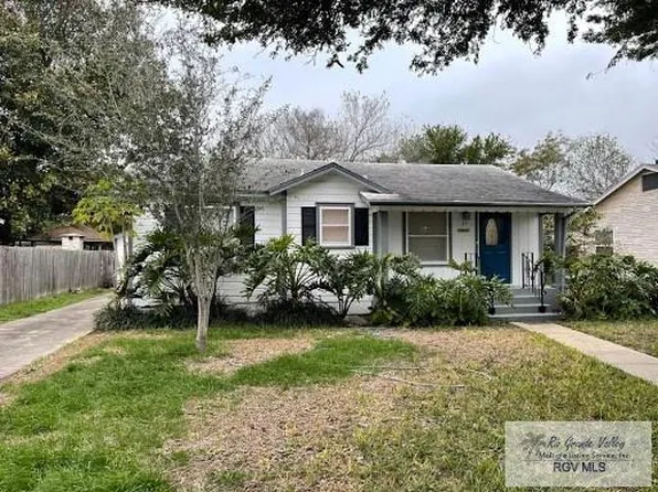 35 Highland Dr, Brownsville, TX 78520