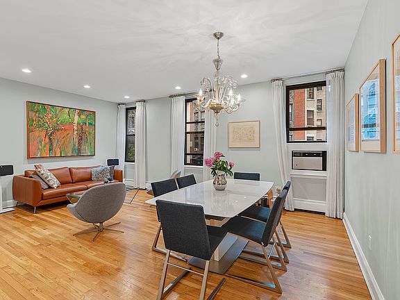 2nd image of 315 W 99th St APT 3A