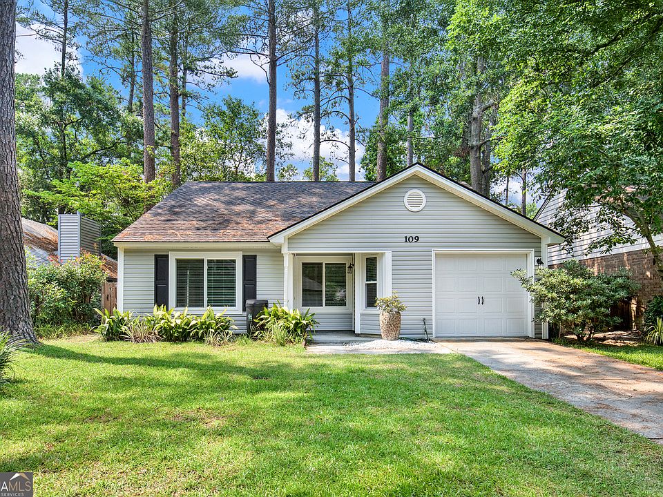 1st image of 109 Blueberry Ct