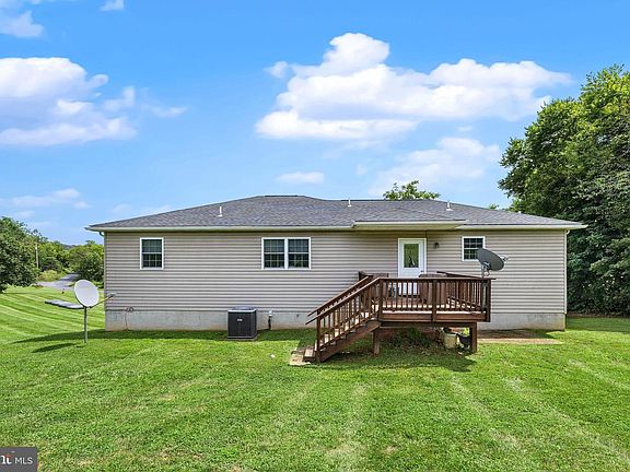 5th image of 2323 Battlefield Rd
