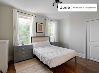 20A Clendenny Ave #2-B, Jersey City, NJ 07304