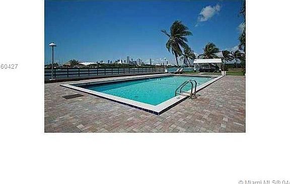2nd image of 1120 Venetian Way APT 1B